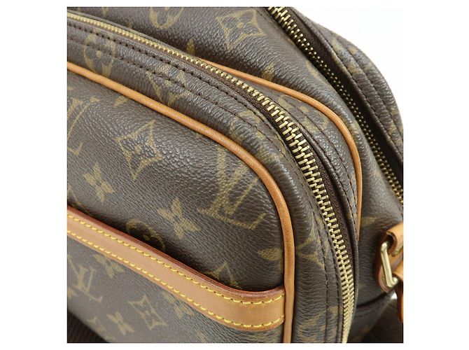 Borsa a tracolla Louis Vuitton Monogram Reporter PM Marrone M45254 - vista 14