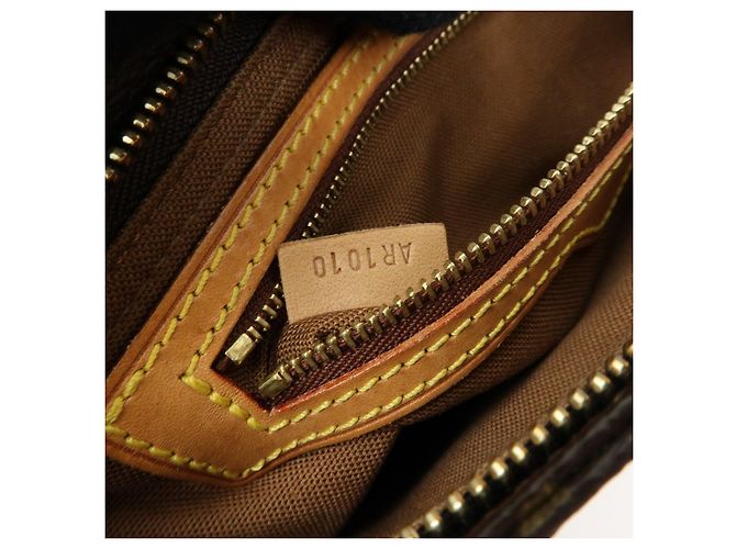 Louis Vuitton Monogram Trotteur Shoulder Bag Crossbody Bag Brown M51240 - view 23