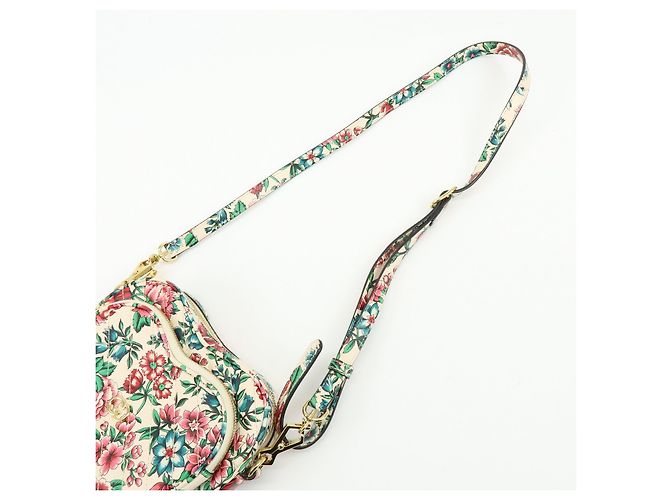 Borsa a tracolla GUCCI Interlocking G Heart Flower China Exclusive 740355 - vista 7