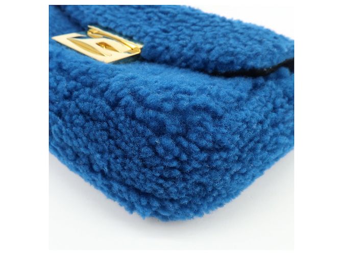 FENDI Mini Be Baguette Borsa a tracolla in pelle Mouton Blue 8M0315 - vista 10