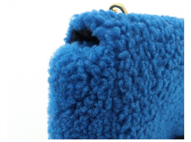 FENDI Mini Be Baguette Borsa a tracolla in pelle Mouton Blue 8M0315 - vista 15