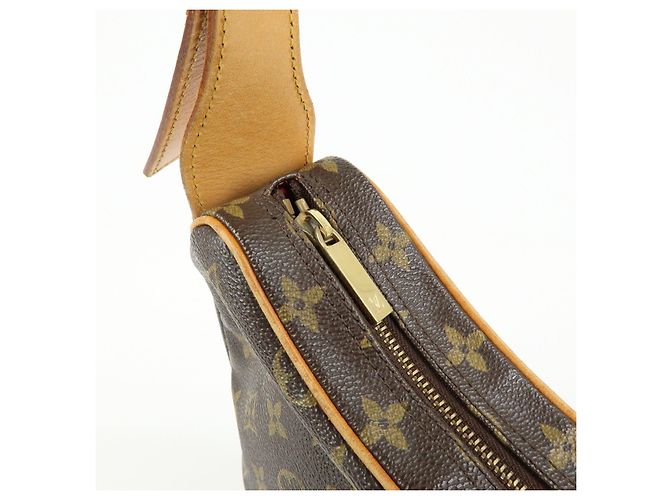 Borsa a spalla Louis Vuitton Monogram Croissant MM Marrone M51512 - vista 19