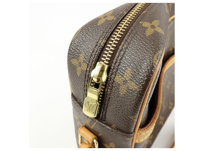 Louis Vuitton Monogram Trocadero 27 Crossbody Shoulder Bag M51274 - vista 18