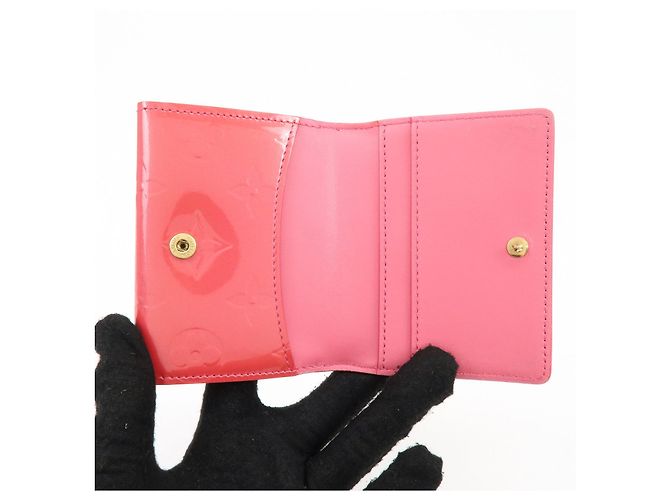 Louis Vuitton Monogram Vernis Ludlow Bi-fold Compact Wallet M9143F - vista 17