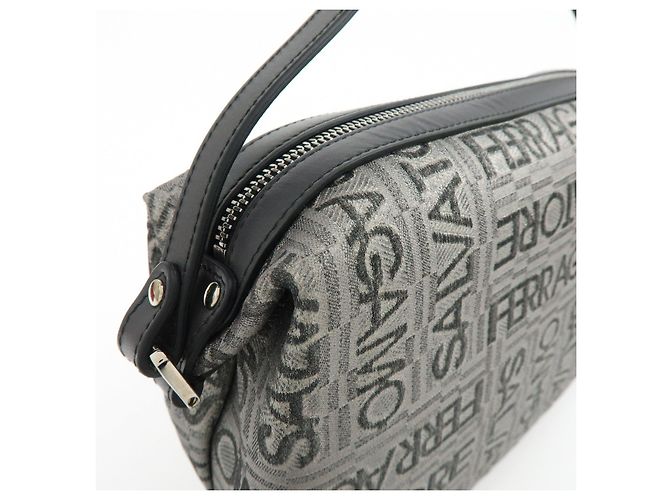 Salvatore Ferragamo Borsa a pochette Ferragamo Gancini Logo Canvas Leather Silver Black - vista 16