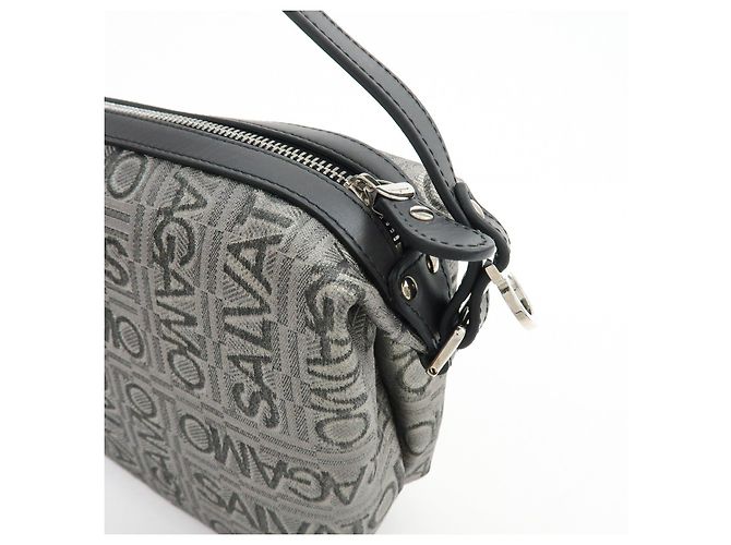 Salvatore Ferragamo Borsa a pochette Ferragamo Gancini Logo Canvas Leather Silver Black - vista 17