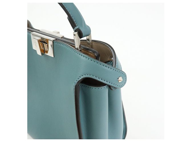 FENDI Peekaboo Iconic Essentially Borsa a mano 2Way in pelle Blu 8BN302 - vista 12