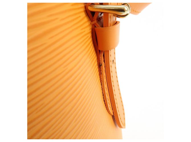 Louis Vuitton Epi Bucket PM Shoulder Bag Tote Bag Mandarin M5899H - vista 9