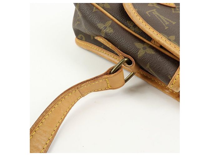 Borsa a tracolla Louis Vuitton Monogram Gibeciere MM M42247 - vista 10