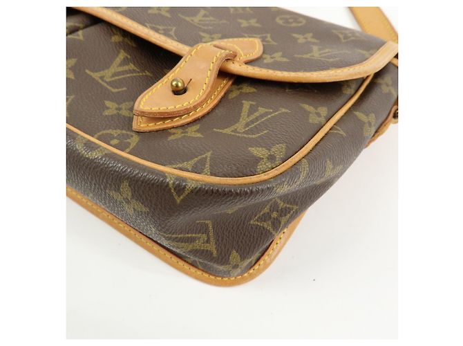 Borsa a tracolla Louis Vuitton Monogram Gibeciere MM M42247 - vista 11
