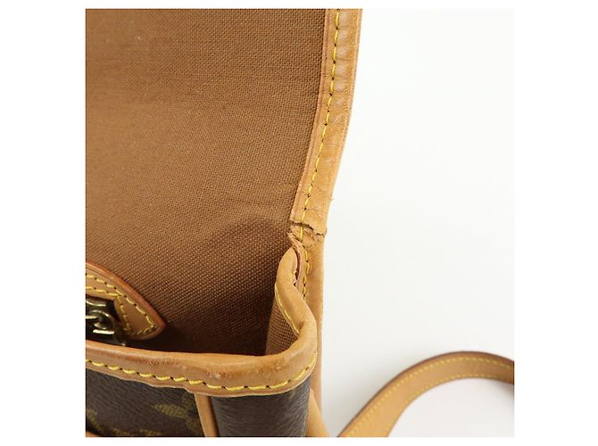 Borsa a tracolla Louis Vuitton Monogram Gibeciere MM M42247 - vista 18