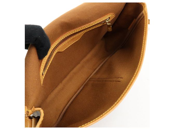 Borsa a tracolla Louis Vuitton Monogram Gibeciere MM M42247 - vista 20