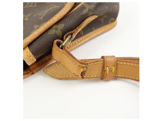 Borsa a tracolla Louis Vuitton Monogram Gibeciere MM M42247 - vista 9