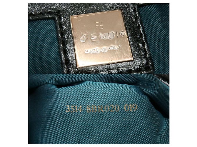 FENDI Borsa a mano e a tracolla in velluto a coste Nero 8BR020 - vista 11