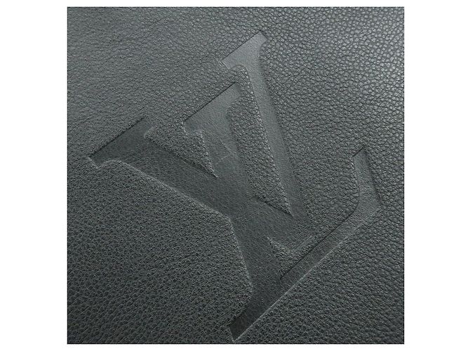 Borsa a mano Louis Vuitton Monogram Empreinte On The Go MM Noir M45595 - vista 10