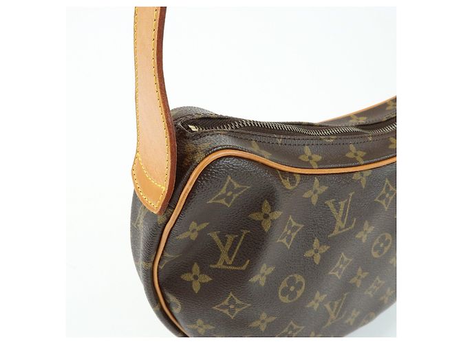 Borsa a tracolla Louis Vuitton Monogram Croissant MM in pelle Marrone M51512 - vista 17