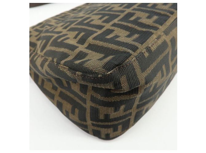 FENDI Mamma Baguette Borsa a tracolla in tela Zucca e pelle Marrone 26325 - vista 14