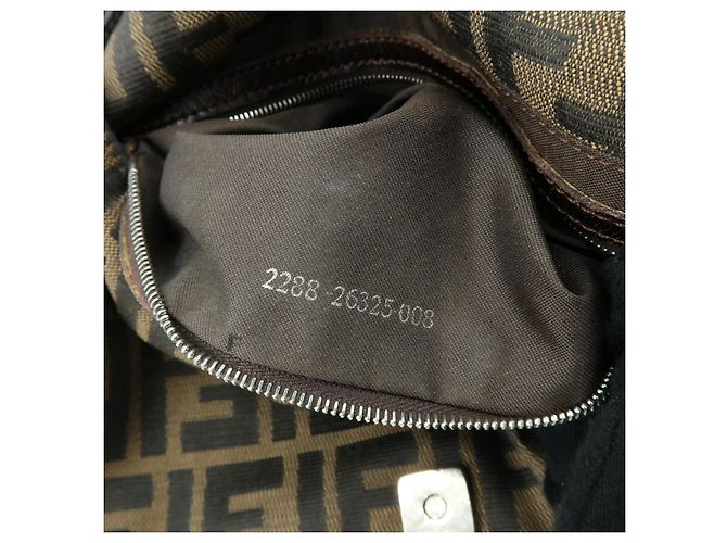 FENDI Mamma Baguette Borsa a tracolla in tela Zucca e pelle Marrone 26325 - vista 24