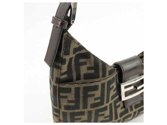 FENDI Borsa a spalla e borsa a mano in pelle e tela Zucca Nero e Marrone 26569 - vista 15