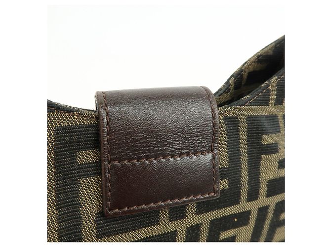 FENDI Borsa a spalla e borsa a mano in pelle e tela Zucca Nero e Marrone 26569 - vista 19