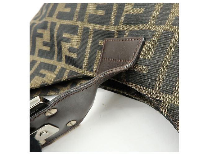 FENDI Borsa a spalla e borsa a mano in pelle e tela Zucca Nero e Marrone 26569 - vista 20