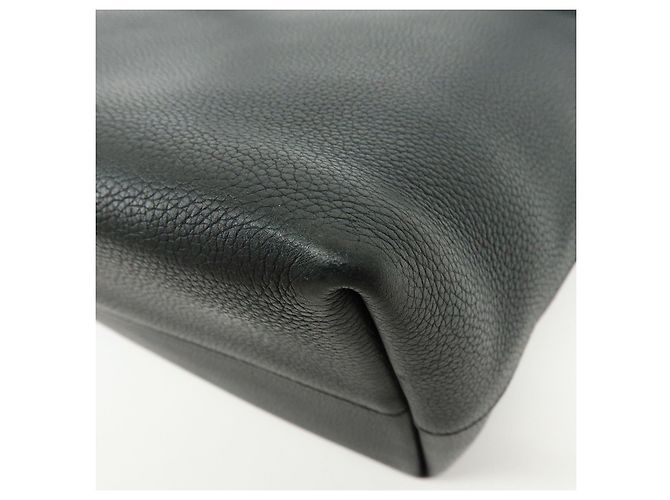 Louis Vuitton Lockme Hobo Borsa a Spalla e a Mano in Pelle Noir M52776 - vista 13