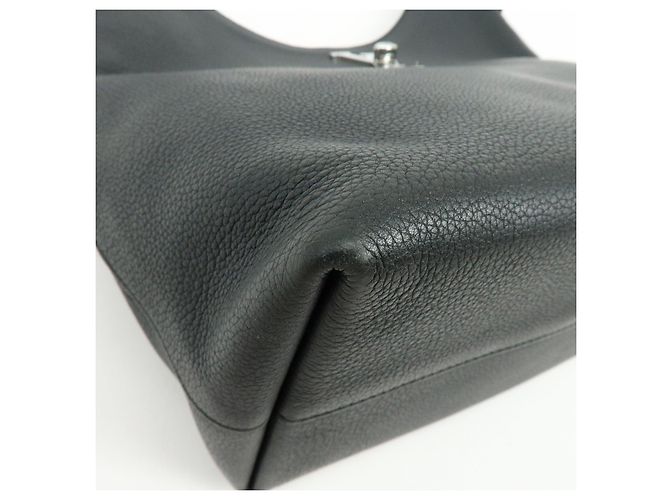 Louis Vuitton Lockme Hobo Borsa a Spalla e a Mano in Pelle Noir M52776 - vista 14