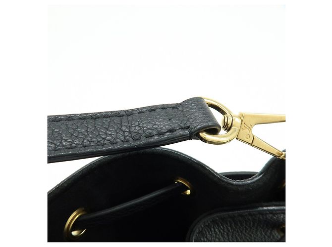 Louis Vuitton Lockme Bucket NV Borsa 2Way Borsa a Mano Nera M57687 - vista 7