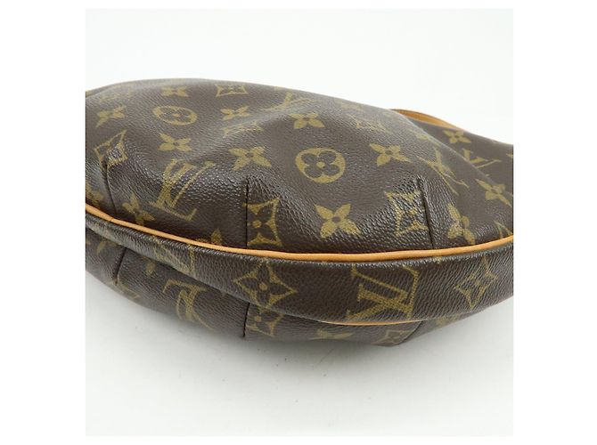 Borsa a tracolla Louis Vuitton Monogram Croissant MM Brown M51512 - vista 10