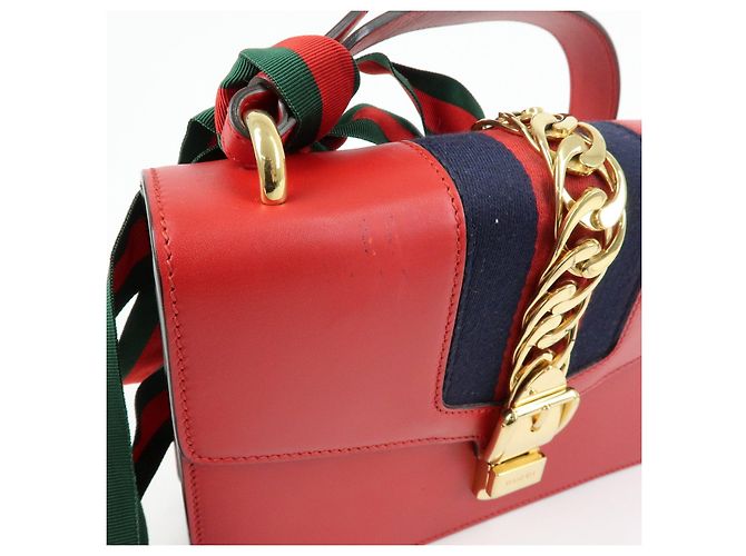 Borsa a tracolla in pelle GUCCI Sylvie Sherry Fiocco Rosso Rosso 421882 - vista 15