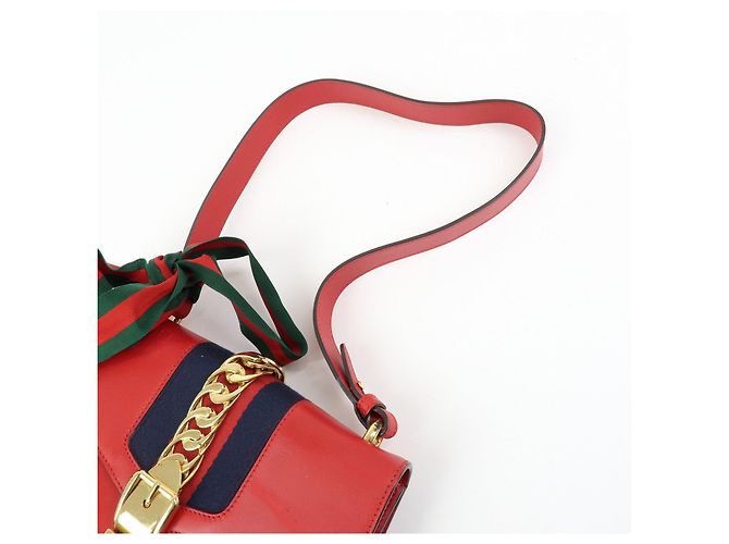 Borsa a tracolla in pelle GUCCI Sylvie Sherry Fiocco Rosso Rosso 421882 - vista 7