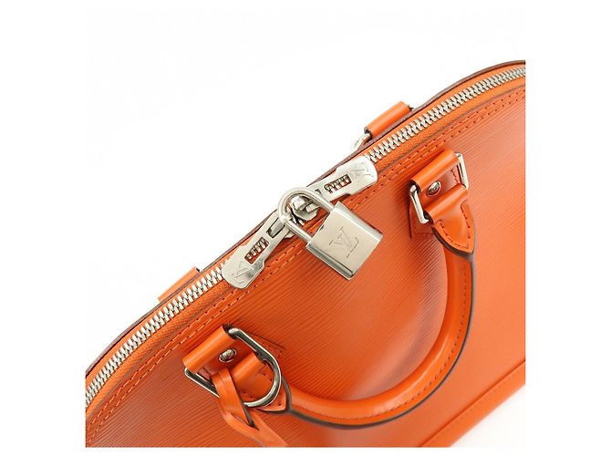 Borsa a mano Louis Vuitton Epi Alma PM Pimont Orange M40623 - vista 16