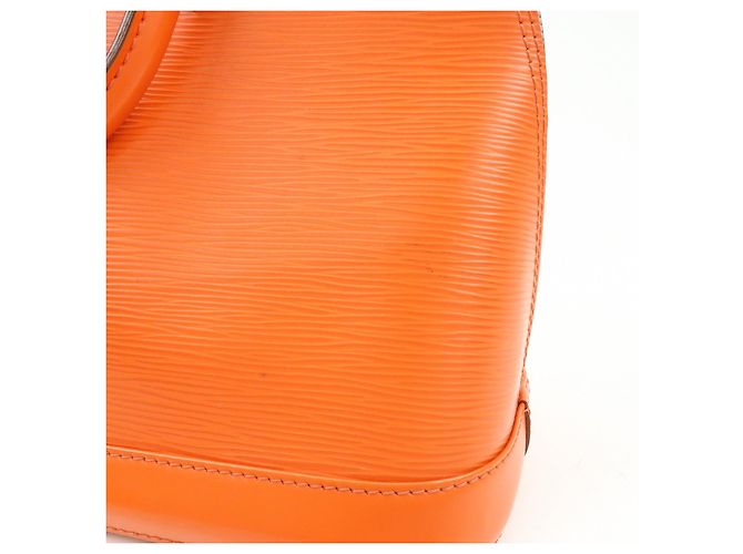 Borsa a mano Louis Vuitton Epi Alma PM Pimont Orange M40623 - vista 17