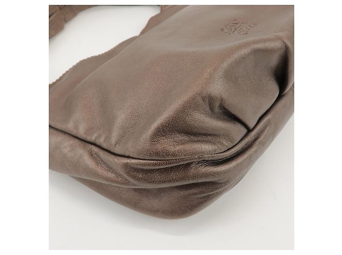 Borsa a spalla e borsa a mano LOEWE Anagram in pelle Bronze - vista 11