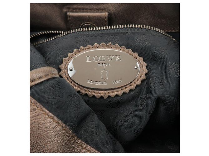 Borsa a spalla e borsa a mano LOEWE Anagram in pelle Bronze - vista 24
