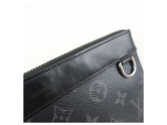 Louis Vuitton Monogram Eclipse Pochette Discovery PM M44323 - vista 16