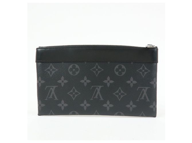 Louis Vuitton Monogram Eclipse Pochette Discovery PM M44323 - vista 2