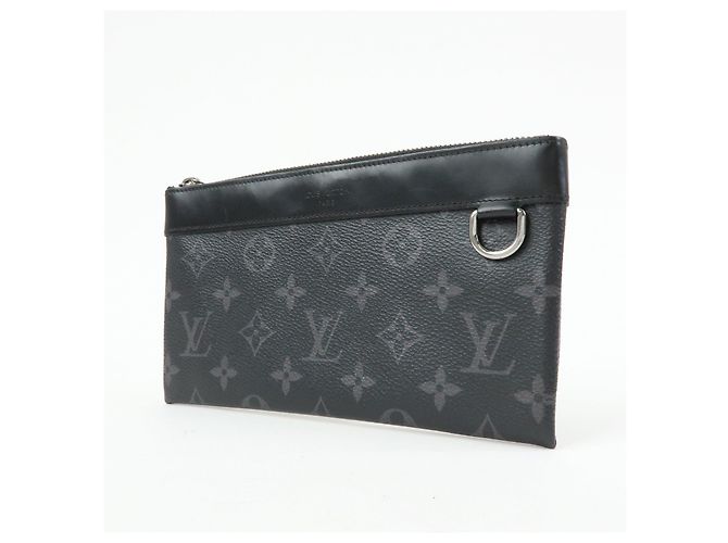 Louis Vuitton Monogram Eclipse Pochette Discovery PM M44323 - vista 3