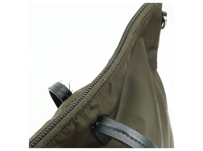 Borsa Tote e Borsa a Tracolla PRADA in Nylon con Logo Triangolare Khaki Black 1BG052 - vista 21