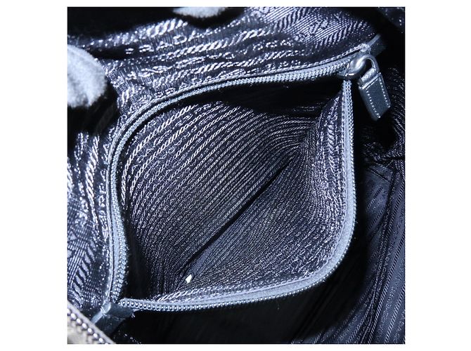 Borsa Tote e Borsa a Tracolla PRADA in Nylon con Logo Triangolare Khaki Black 1BG052 - vista 23