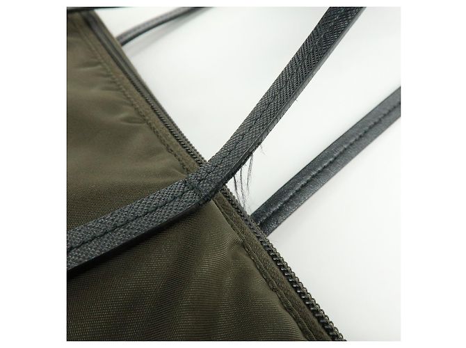 Borsa Tote e Borsa a Tracolla PRADA in Nylon con Logo Triangolare Khaki Black 1BG052 - vista 8