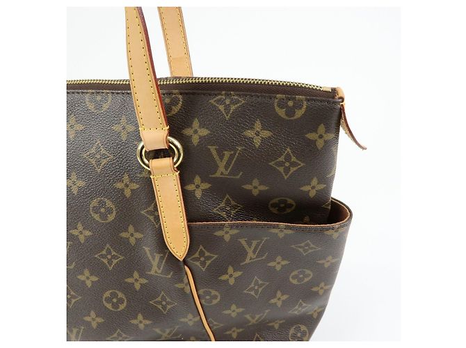 Borsa Tote Louis Vuitton Monogram Totally MM Borsa a Tracolla M56689 - vista 16
