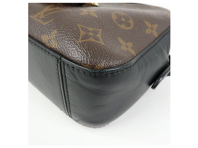 Borsa a tracolla Louis Vuitton Monogram Canvas Leather Saintonge M43555 - vista 13
