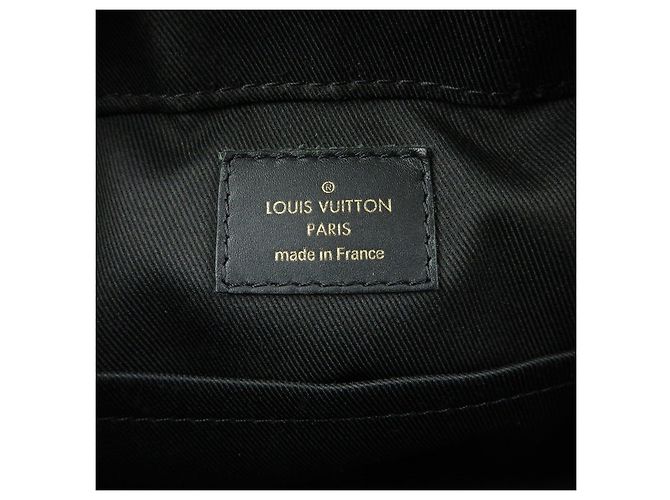 Borsa a tracolla Louis Vuitton Monogram Canvas Leather Saintonge M43555 - vista 23