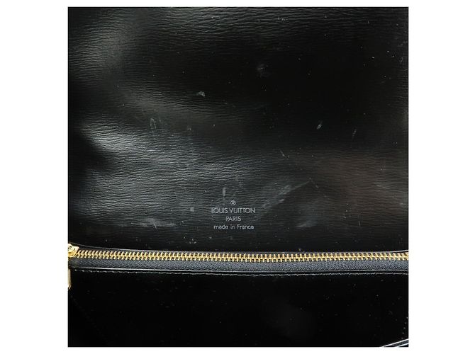 Borsa a tracolla Louis Vuitton Epi Freerun in pelle Noir Black M52402 - vista 18