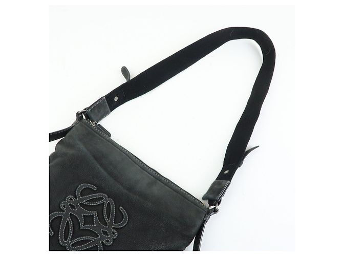 Borsa a tracolla LOEWE Anagram in pelle di vitello Nero - vista 6