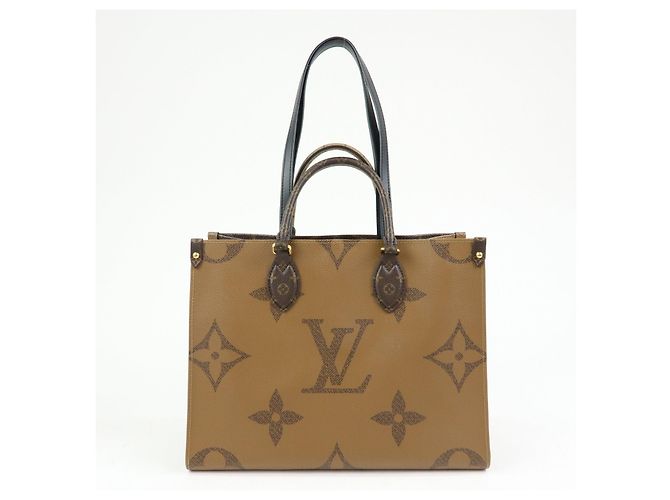 LOUIS VUITTON Monogram Giant Reverse On the Go MM Tote Bag M45321 - vista 2