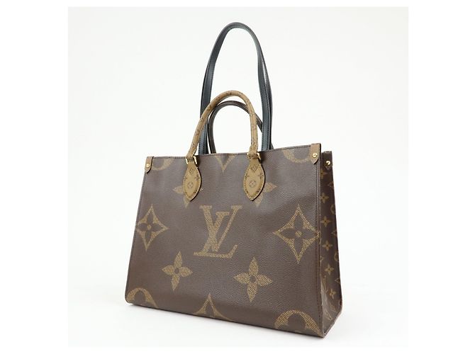 LOUIS VUITTON Monogram Giant Reverse On the Go MM Tote Bag M45321 - vista 3