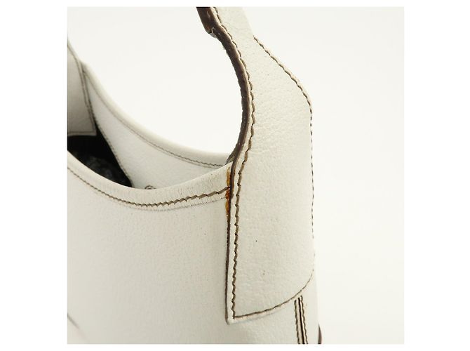 Salvatore Ferragamo Borsa a tracolla e borsa a mano Ferragamo in pelle Bianca - vista 18