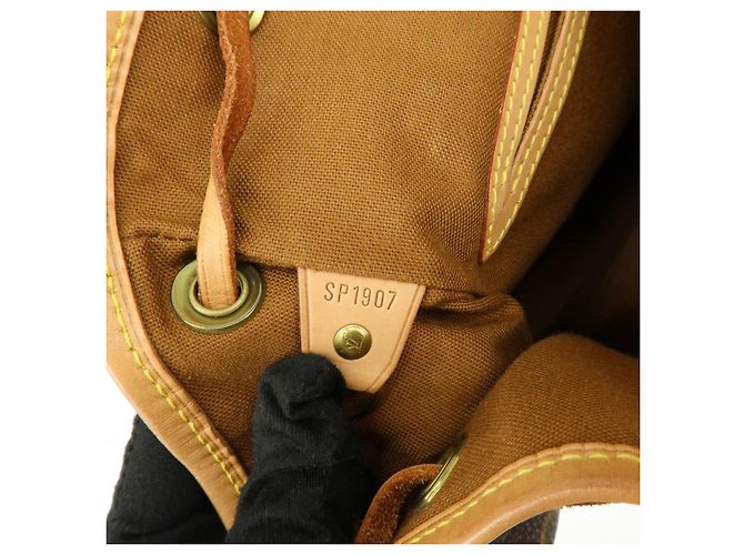 Zaino Louis Vuitton Monogram Montsouris MM Brown M51136 - vista 24